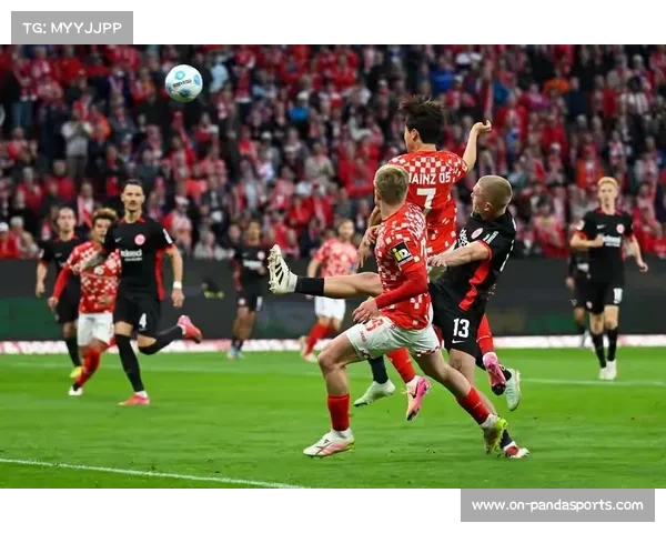 法兰克福2-1战胜美因茨,科洛穆阿尼绝杀 法兰克福2-1战胜美因茨,科洛穆阿尼绝杀